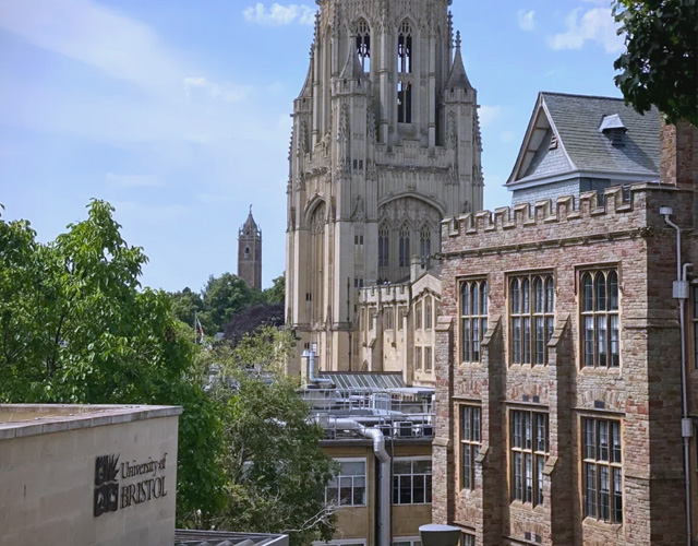 布里斯托大学